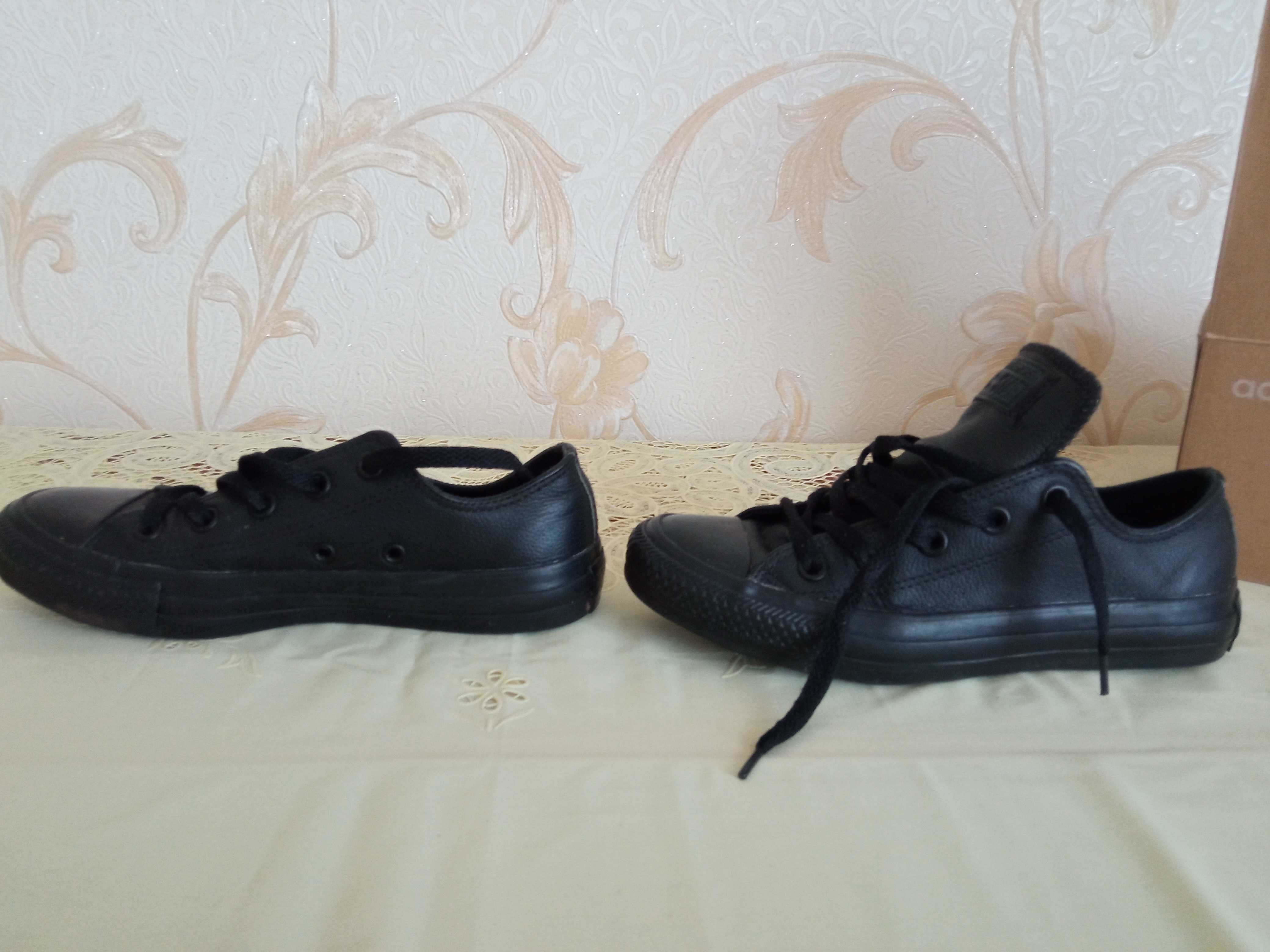 Дитяче взуття. Кеди Converse, розмір 36,5