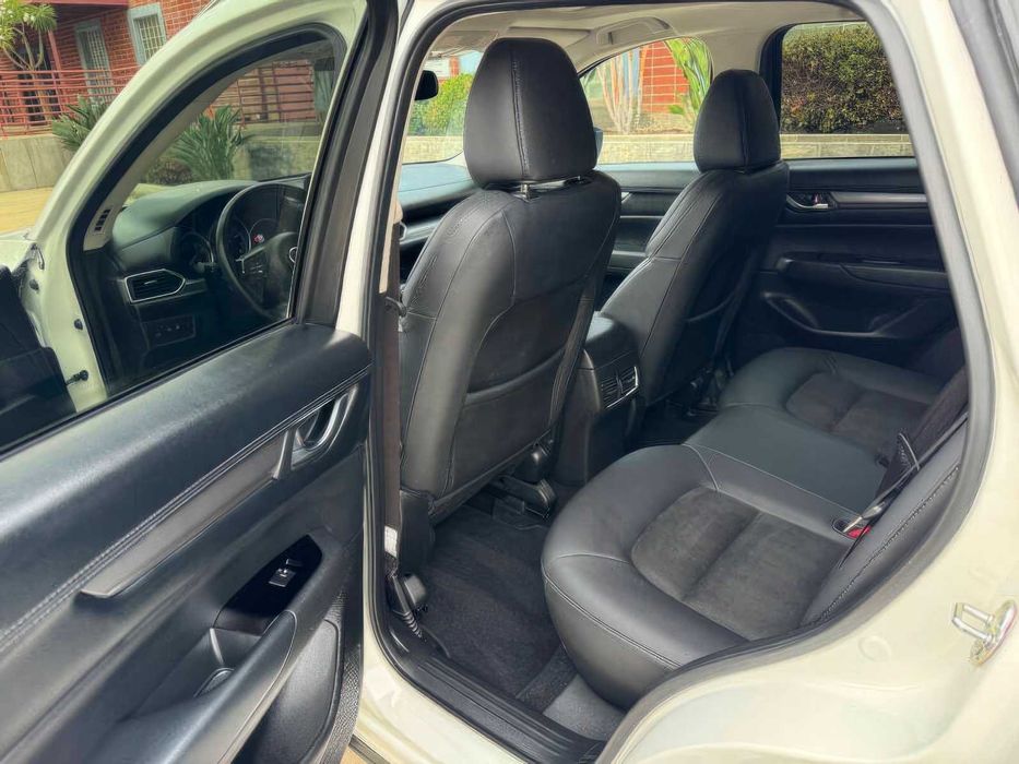 Mazda CX-5 Touring      2020