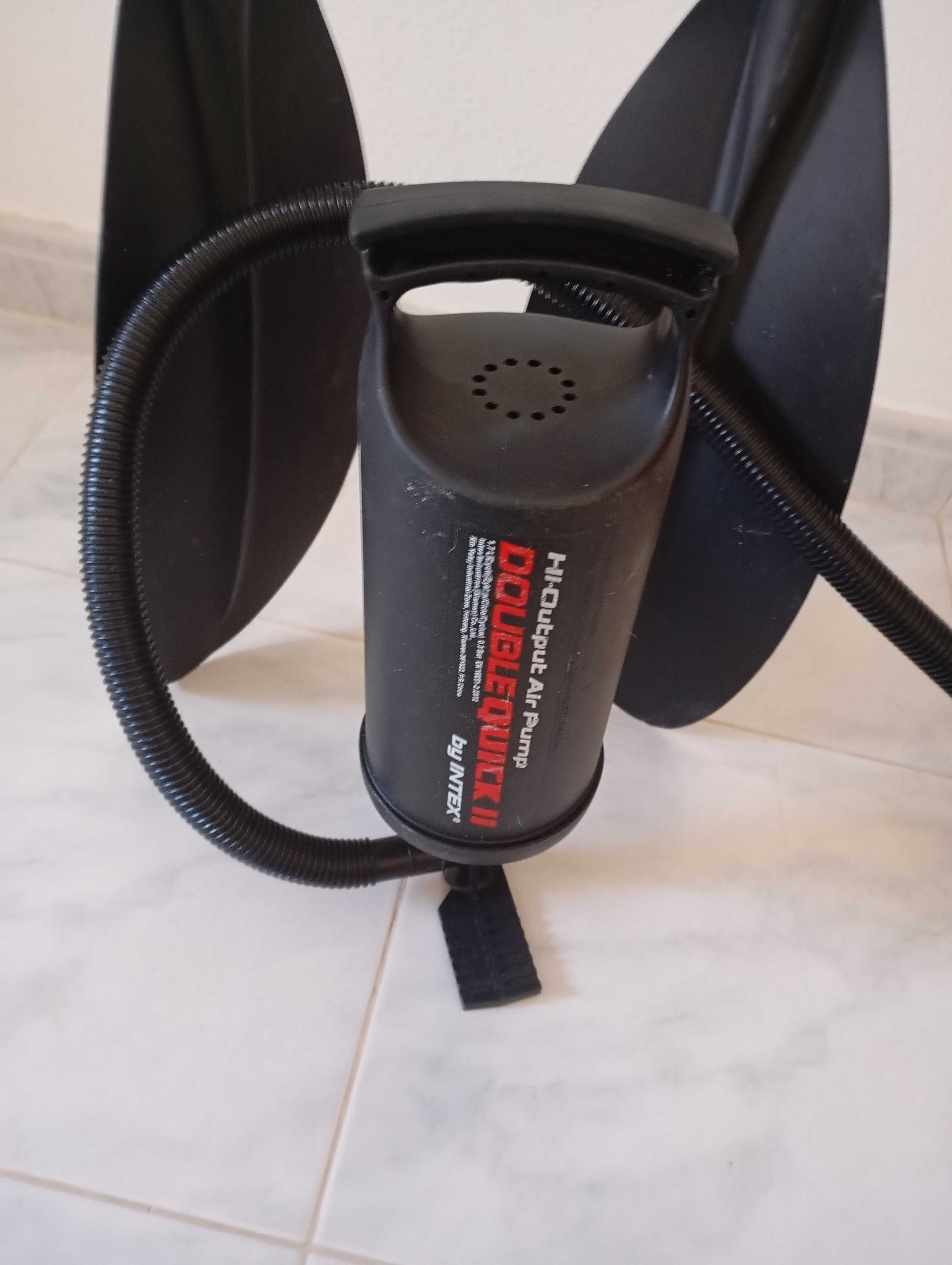 Kayak insuflável Intex