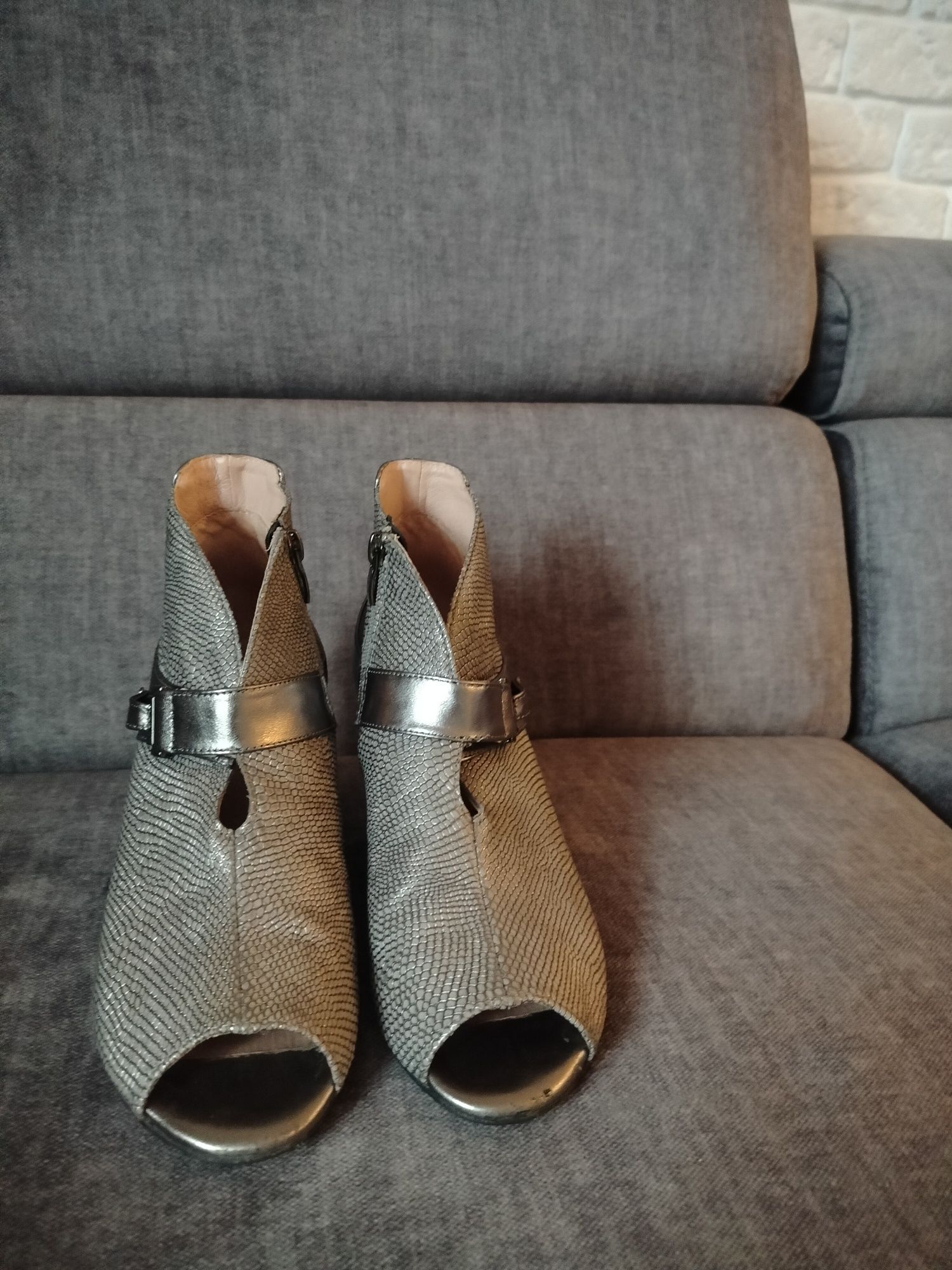 Piękne botki damskie