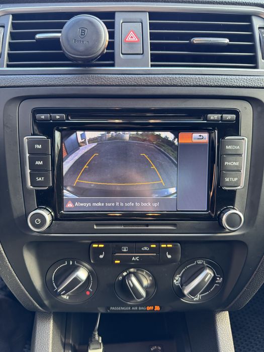 Volkswagen Jetta SE 1.8 2014