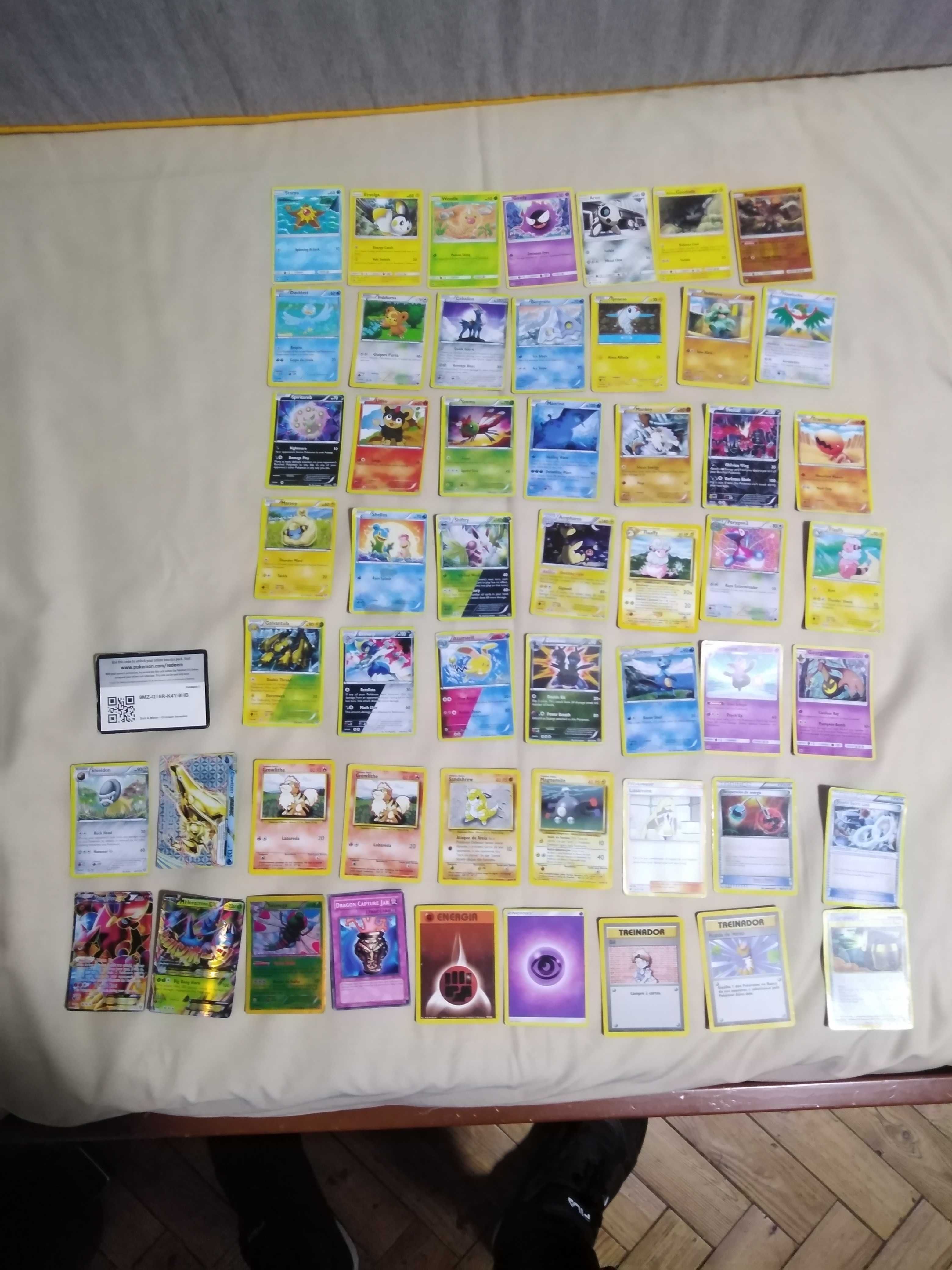 varias cartas Pokémon
