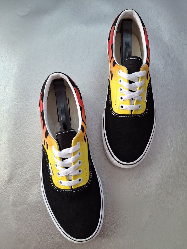 Кеды Vans Era Flame Black True White
ОРИГИНАЛ 
Отлично подходят для за