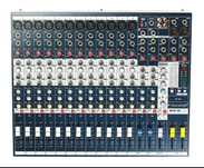 Mesa de som Soundcraft EFX12