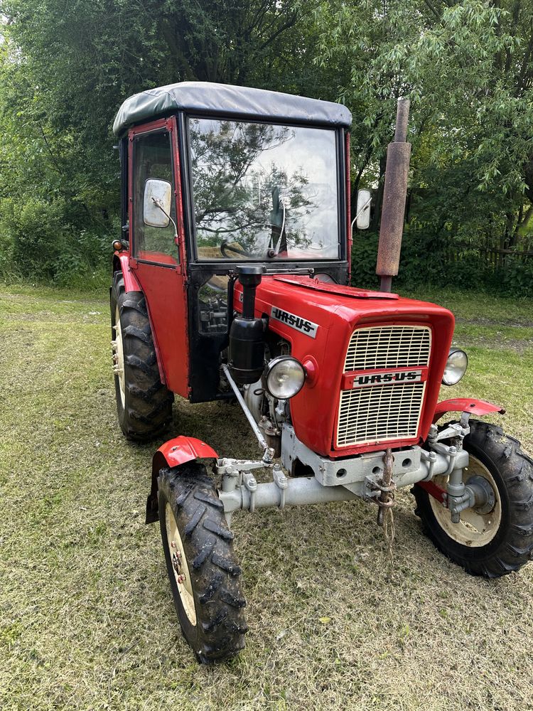 Cuągnik Ursus C 330 + osprzęt