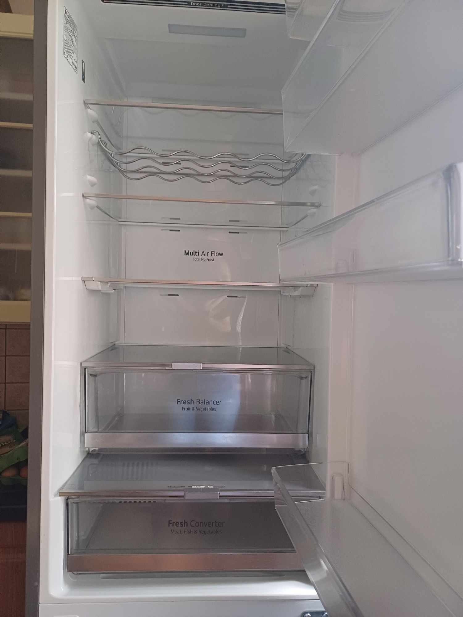 Lodówka LG no frost wysoka uszkodzona