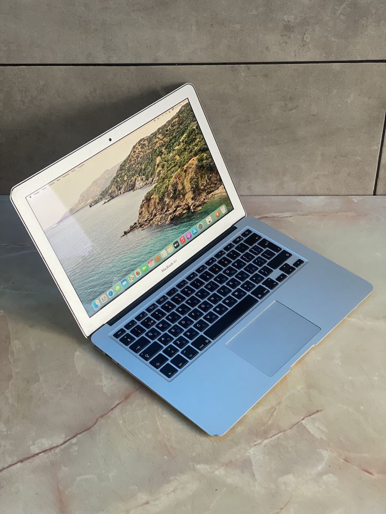 MacBook Air 2014 год