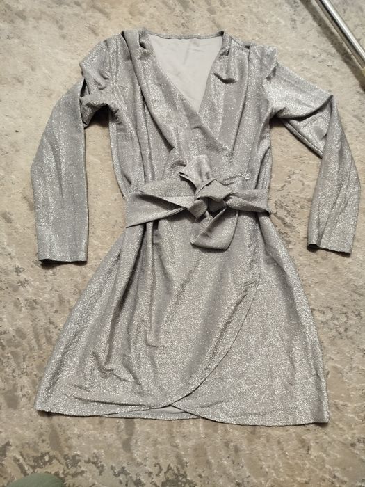 Сукні жіночі розмір 42(с,м)