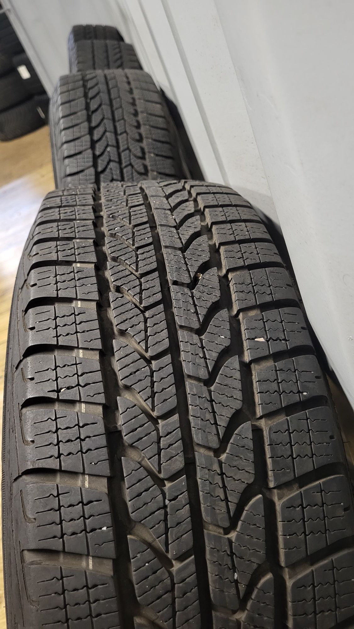Alufelgi 16" 5x108 z oponami 215/65 R16 C Proace Vivaro C Transit