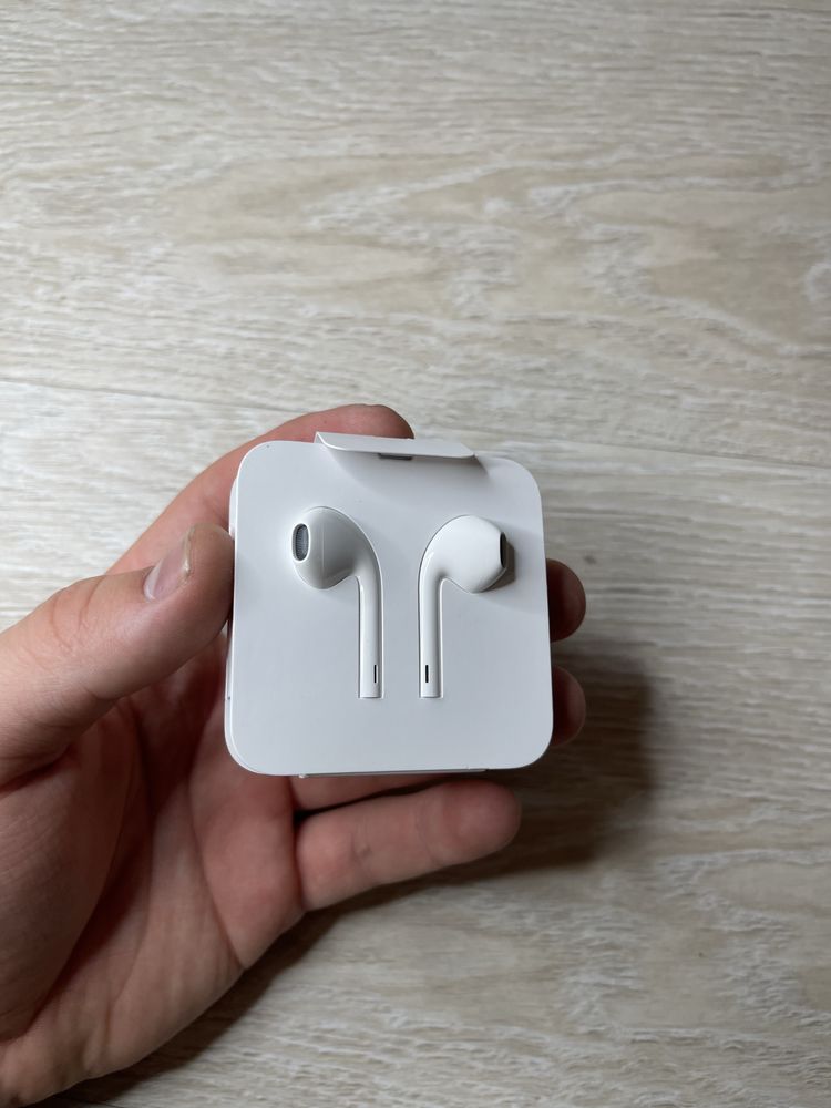 Навушники Earpods lightning з нові