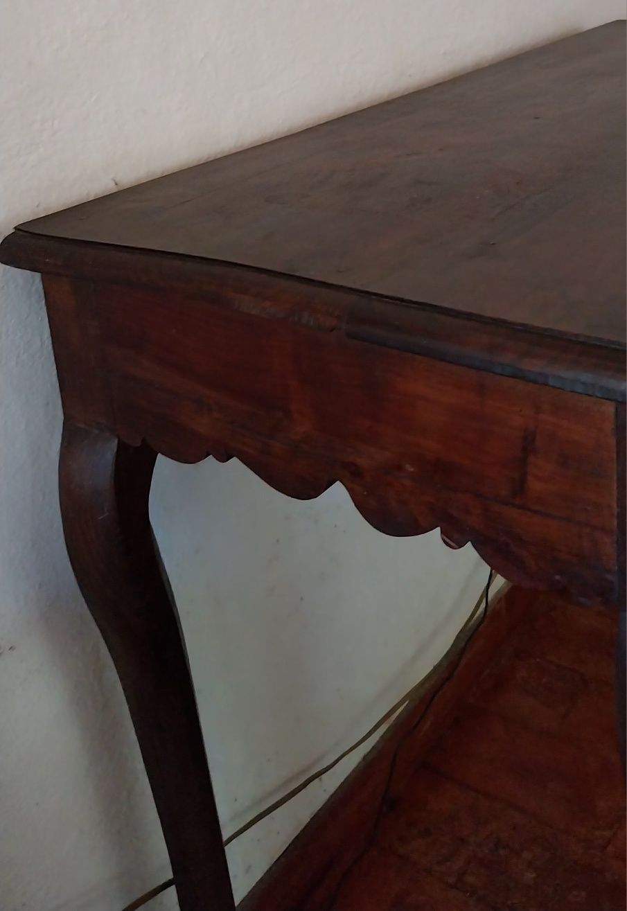 Mesa de encostar
