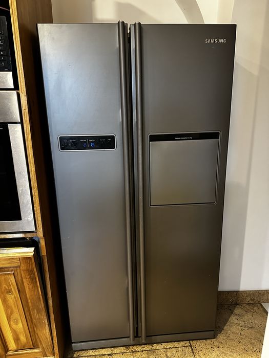 Lodówka dwudrzwiowa Samsung RS20BRHS