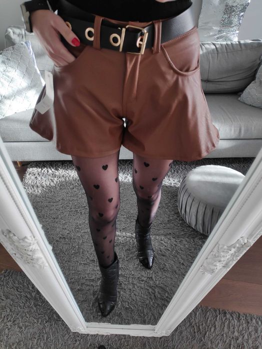 Spodenki damskie eko skóra+ pasek karmelowe S