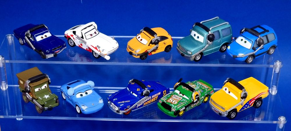 Тачки  mattel disney Маквин Метр