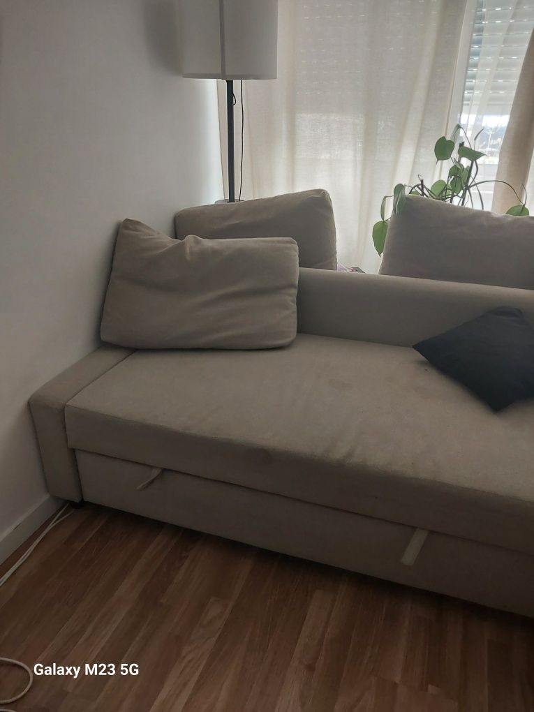 Sofá Ikea modelo Friheten - Amadora