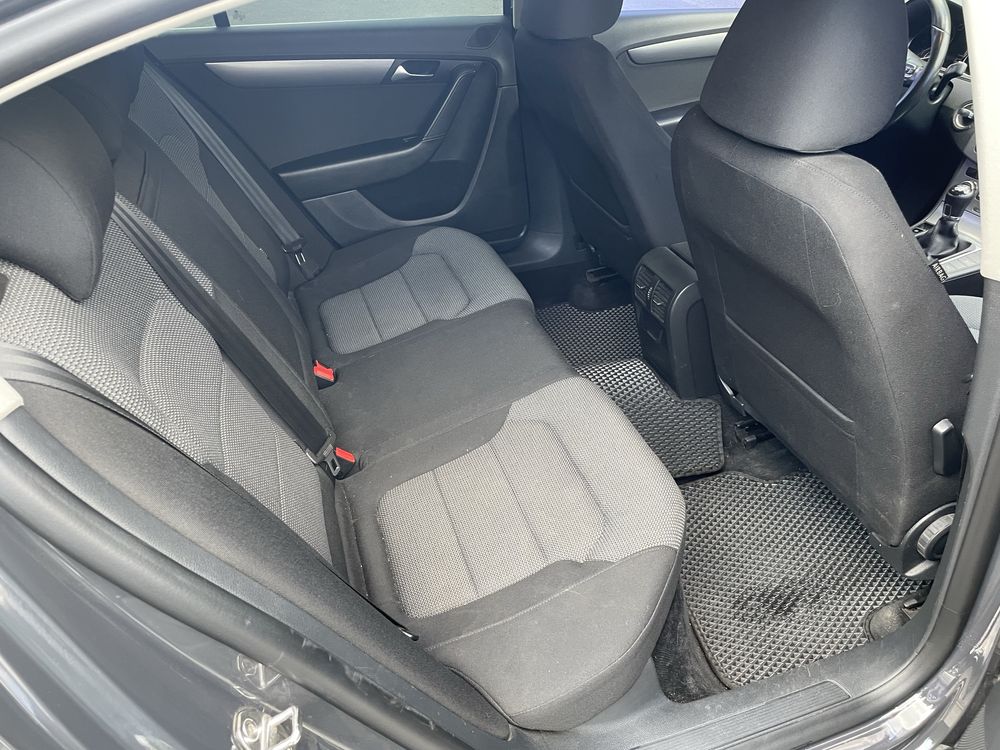Продам volkswagen passat b7 2013рік