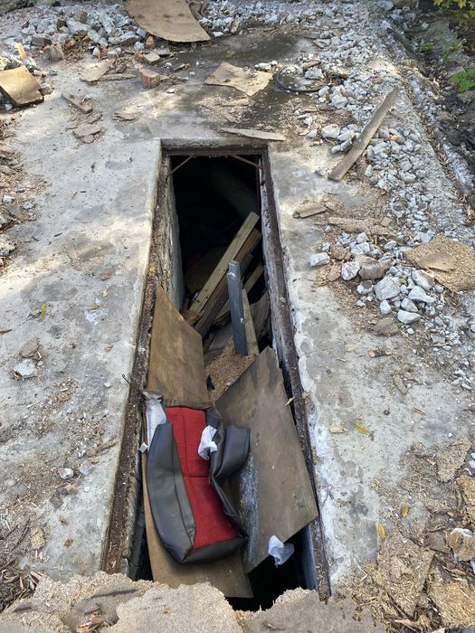 Продам членство у гаражному кооперативі "Кристал"