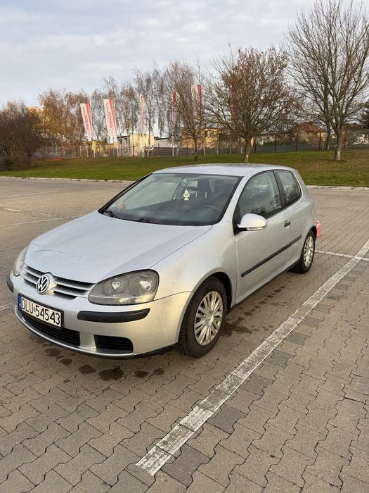 Volkswagen Golf Volkswagen GOLF V 1.4 16V 75km