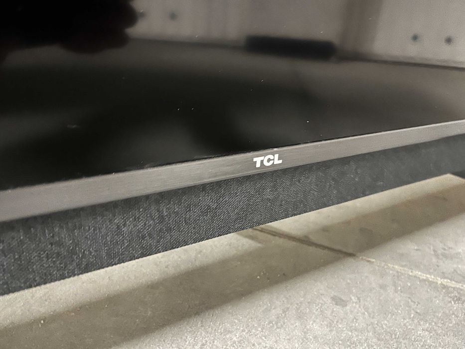 TELEWIZOR TCL 65C815 QLED - uszkodzone podświetlenie