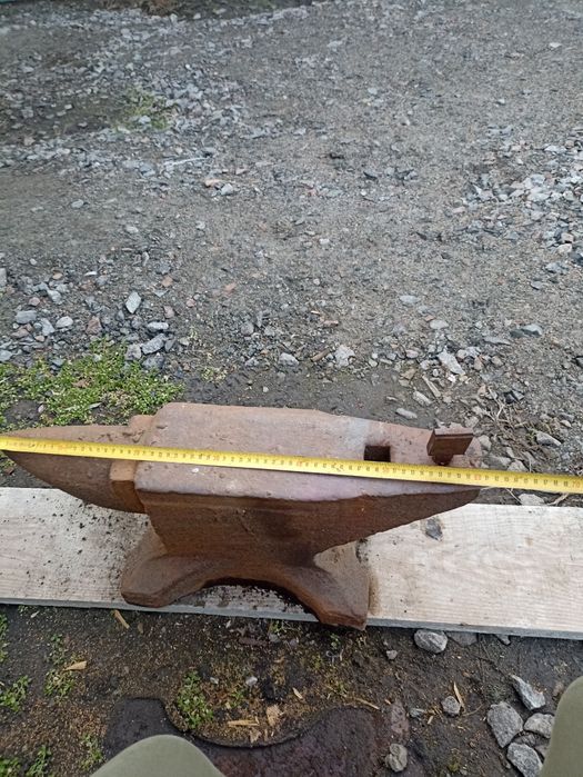 Наковальня 100кг