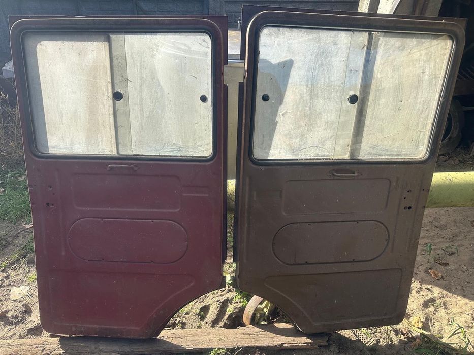 Drzwi prawe i lewe Żuk SUPER STAN