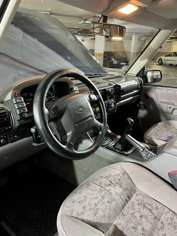 Land Rover Discovery 2.5 TD5 (7 LUGARES)