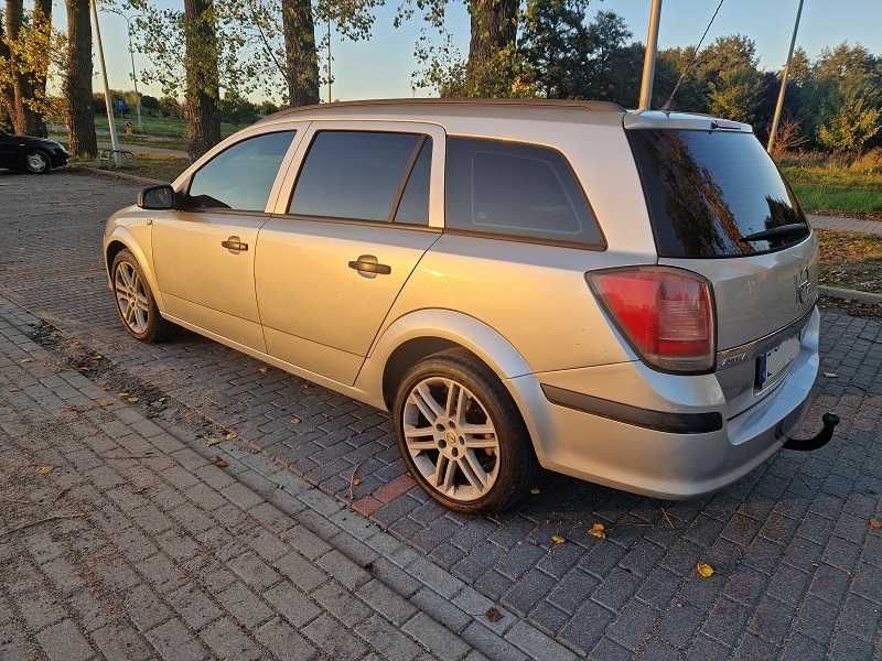 Opel Astra 1,7 cdti kombi bez dpf i dwumasy