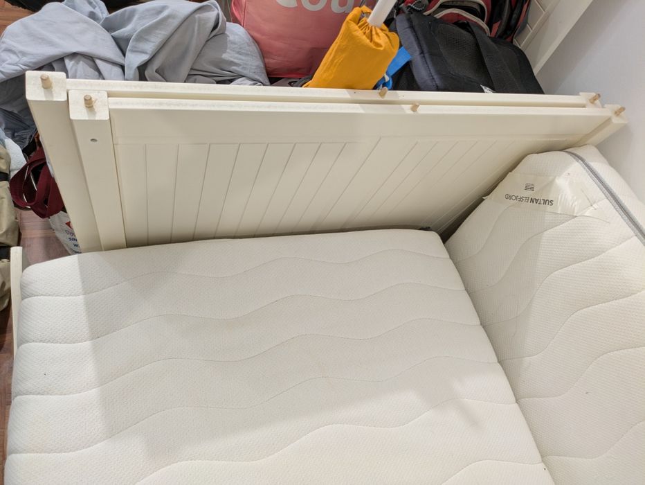 Sofa cama + 2 colchões  ikea Hemnes