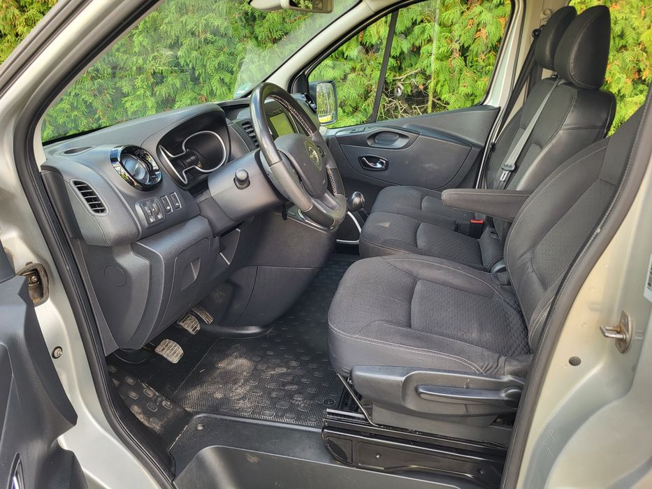 Vivaro bi turbo 2015 ,9 osób bez ad blue ! L2 H1 !