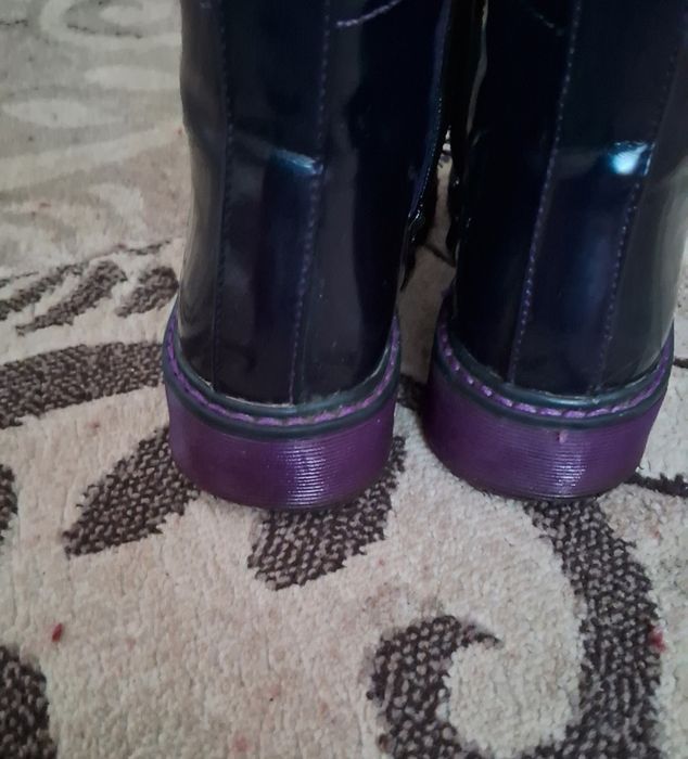 Продам сапожки для дівчинки