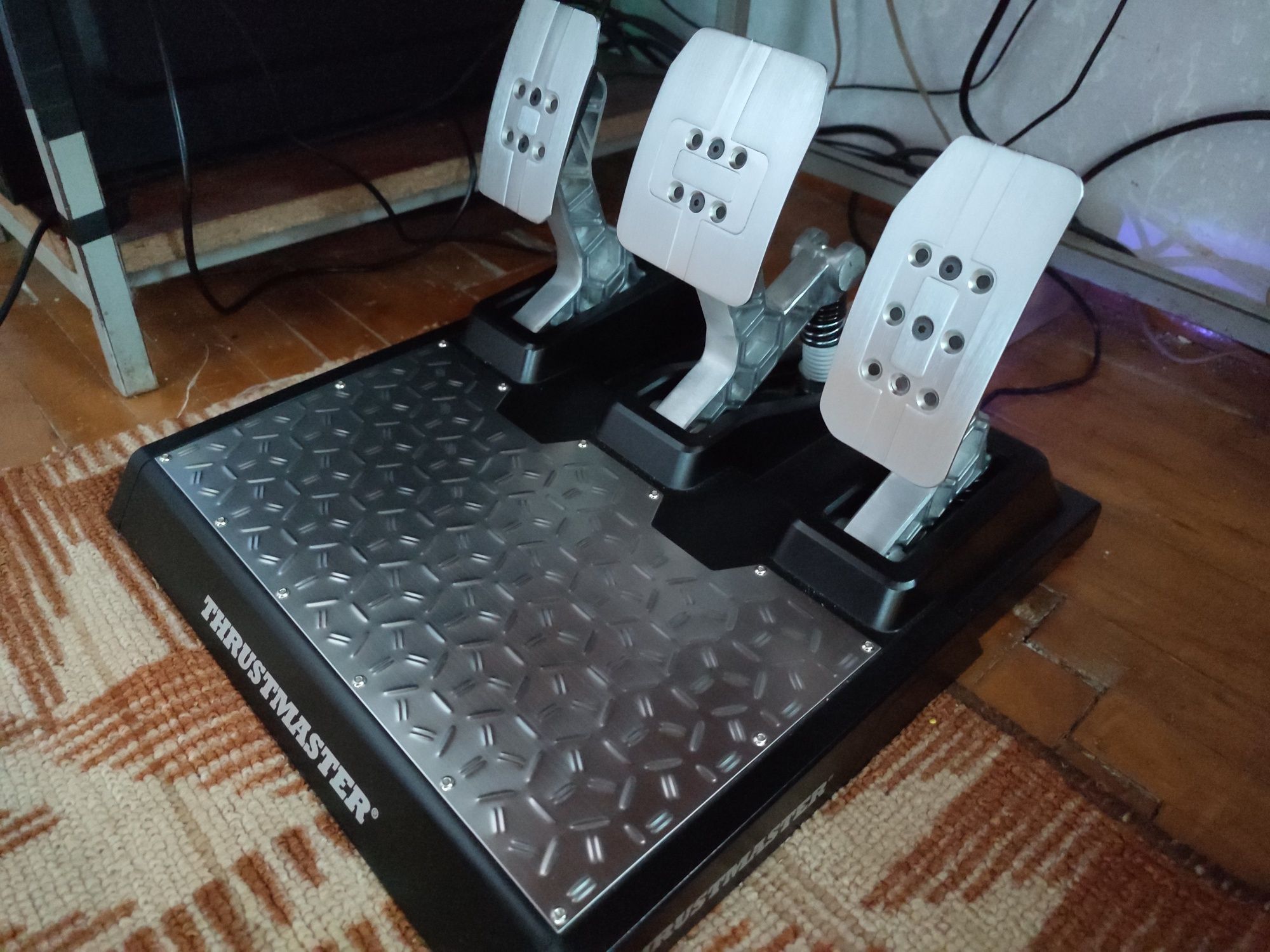 Thrustmaster TS-PC racer Ferarri 488 + TLCM Pro loadcel pedals