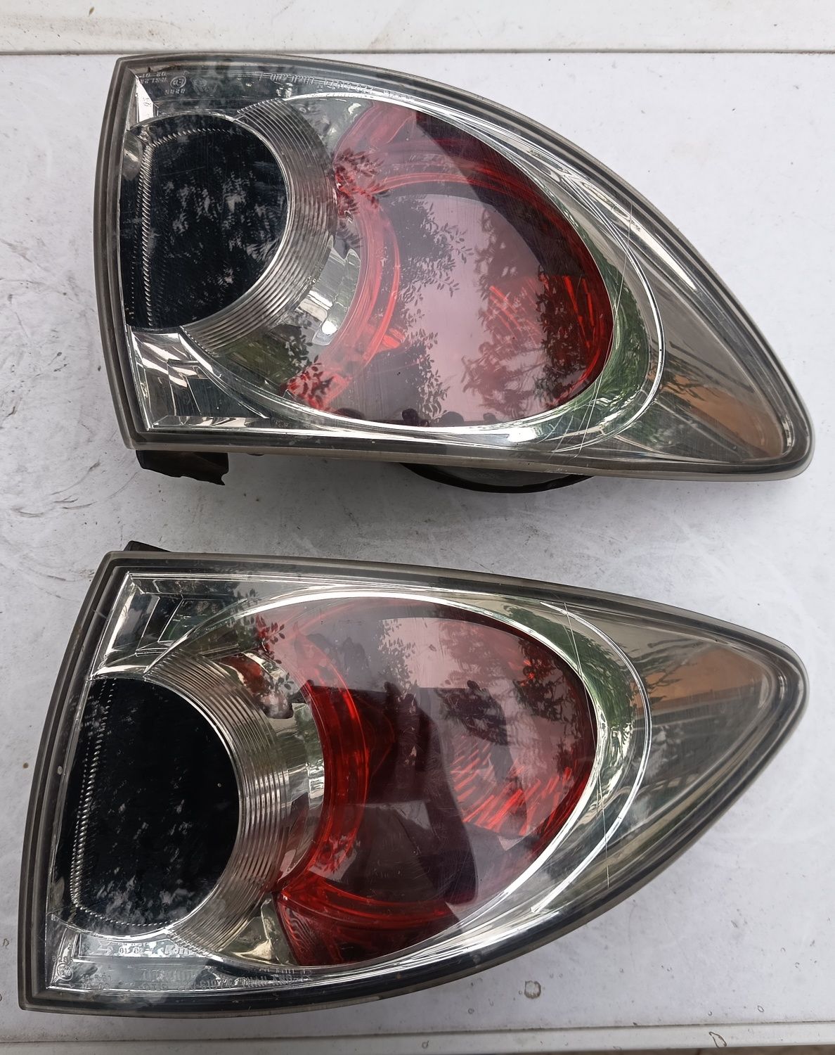 Ліхтарі задні (стопи) Mazda 6 220-61974