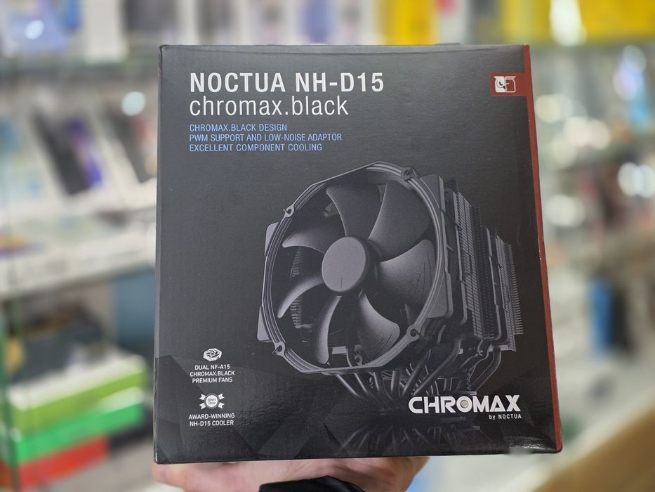 Охолодження вентилятор Кулер Noctua NH-D15 Chromax Black