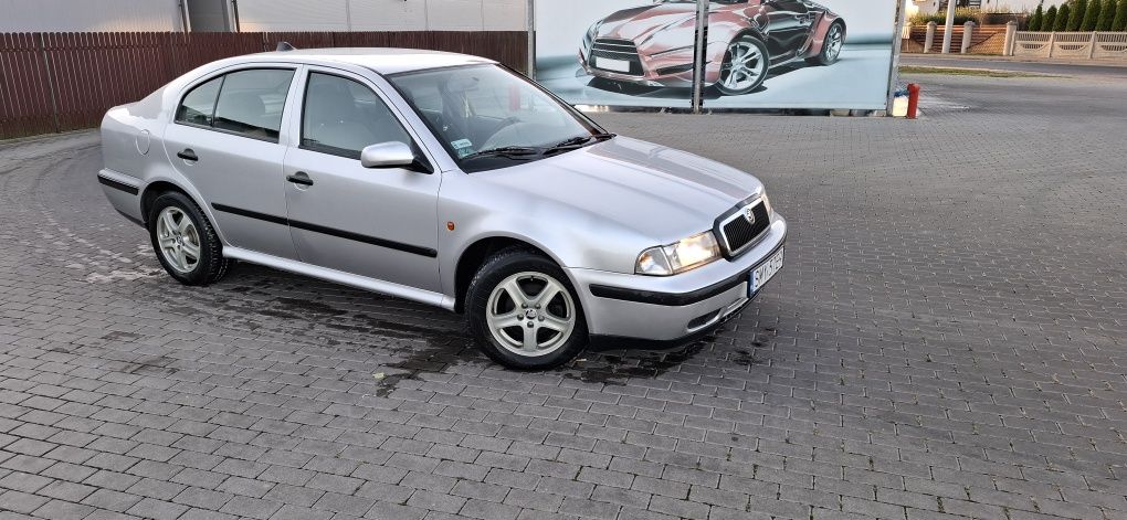 Skoda Octavia 1.6 75KM 1998r