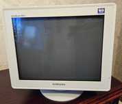 Monitor Samsung 795 DF