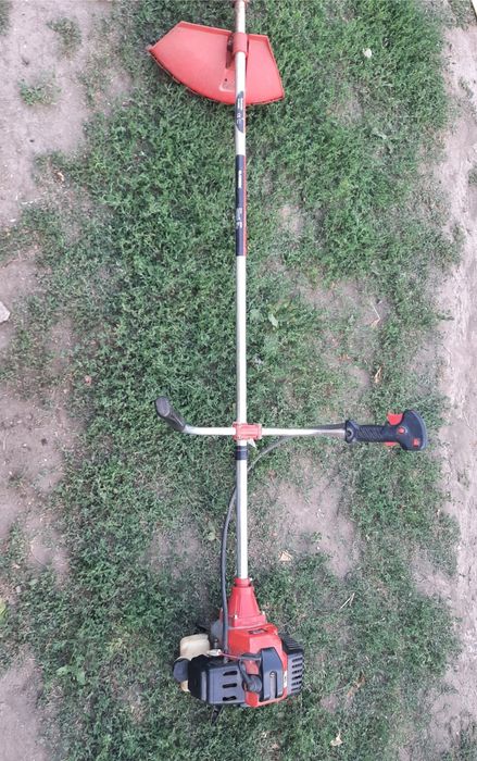 Бензокоса ваш помічник