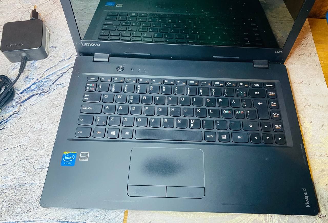 Sprzedam laptop Lenovo IdeaPad 100s