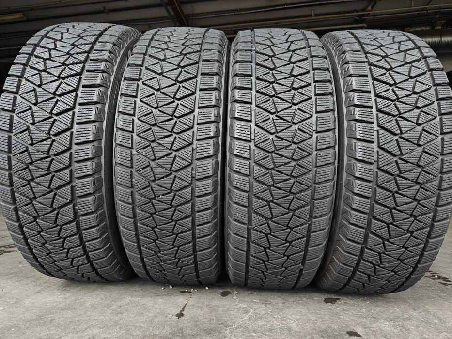 R17 225 65 шини зимові Bridgestone Blizzak DM-2 арктичні липучки