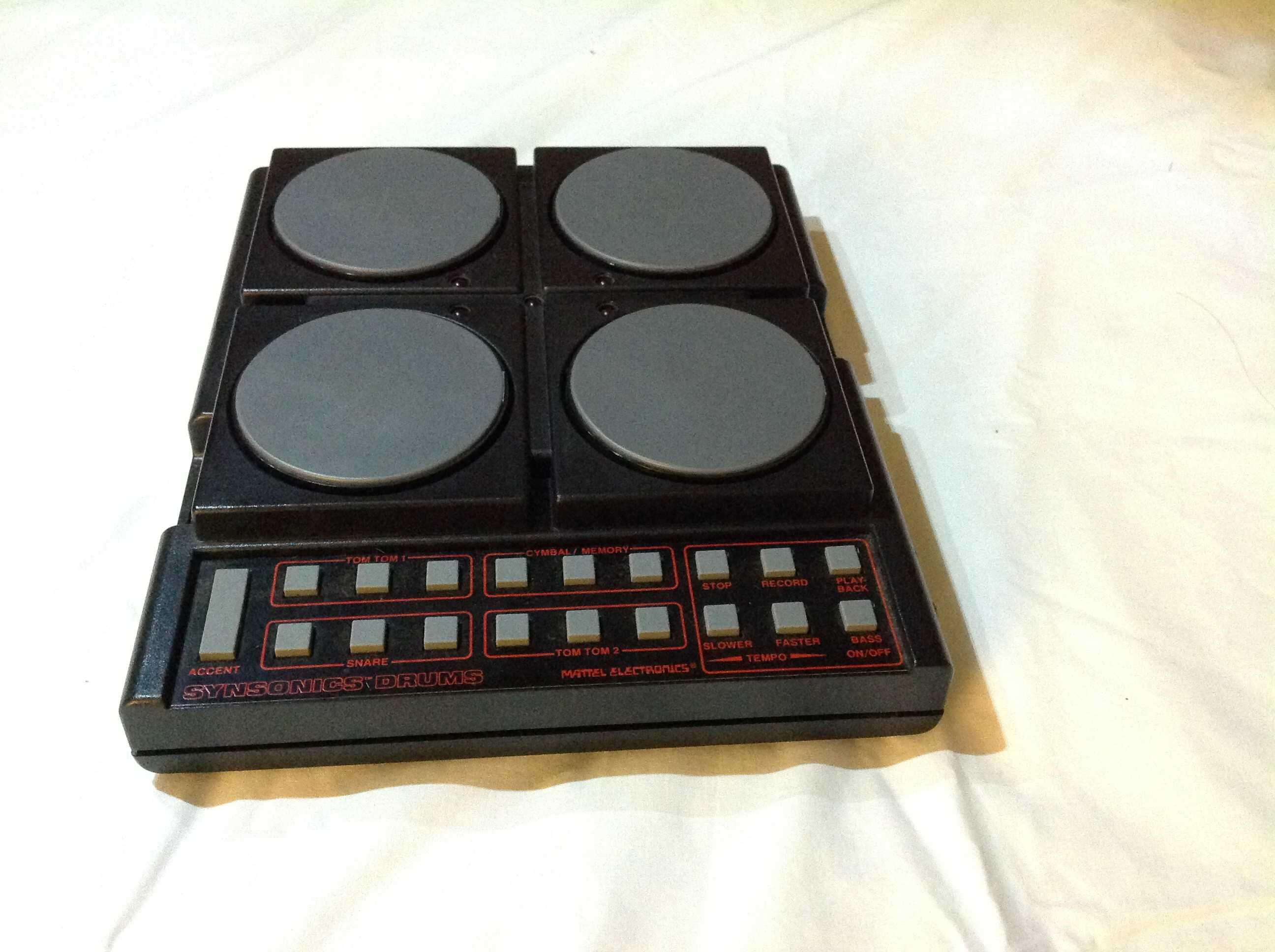 Vintage Synths * Drums * Mixers * Fx's * Eurorack * Midi * * *