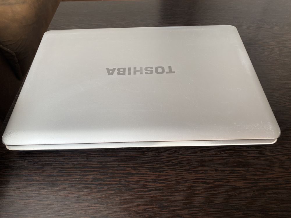 Toshiba Satellite L500 - 1EQ ноутбук