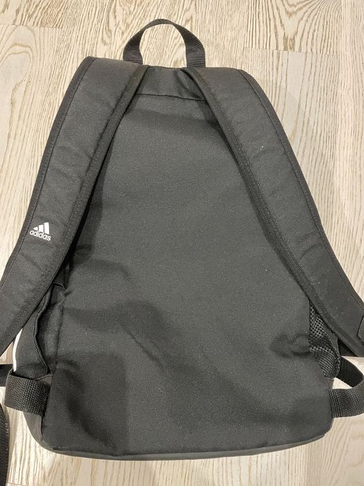 Plecak Adidas stan bardzo dobry