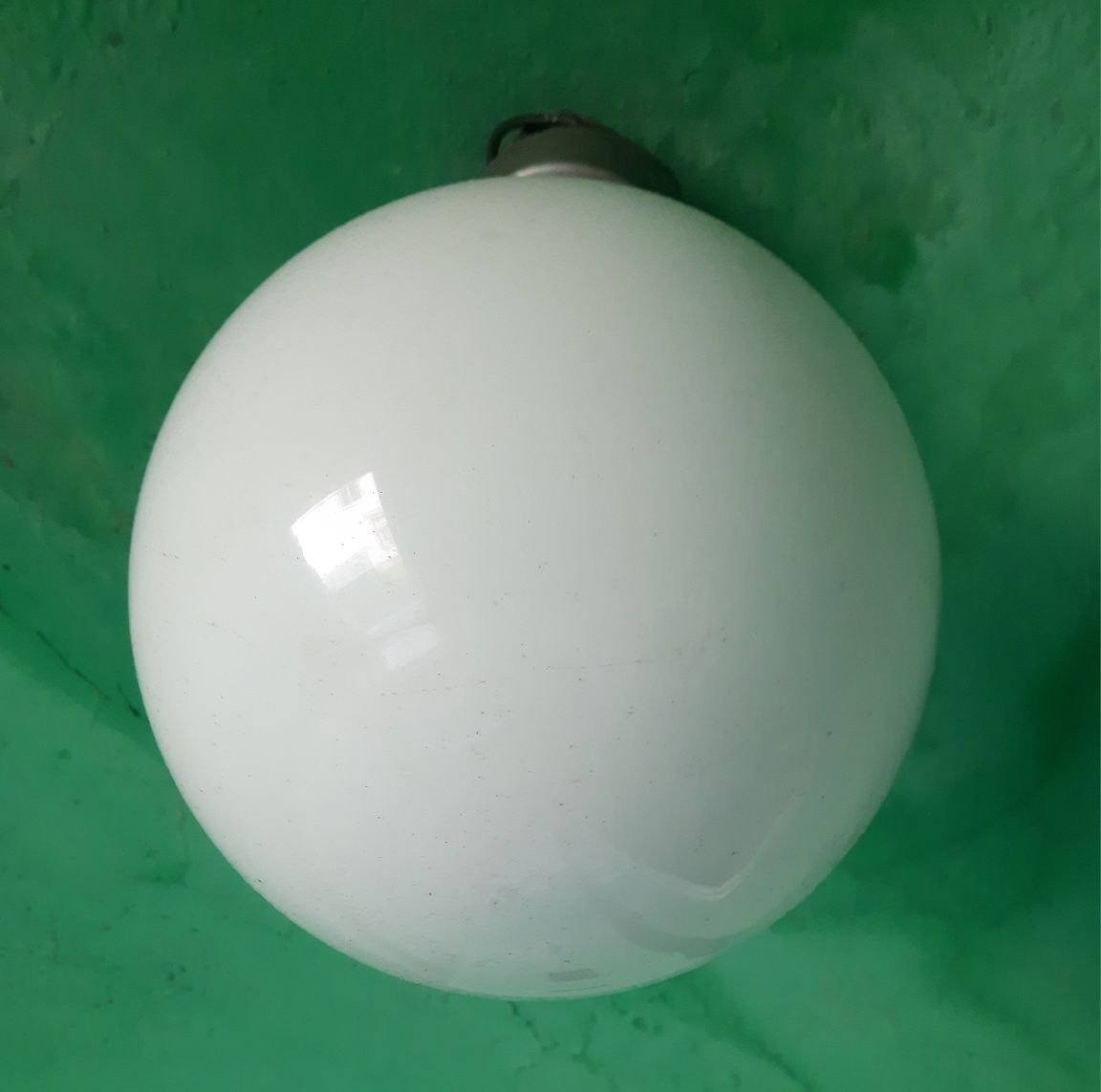 Lampa sufitowa, biała, stara z PRL.