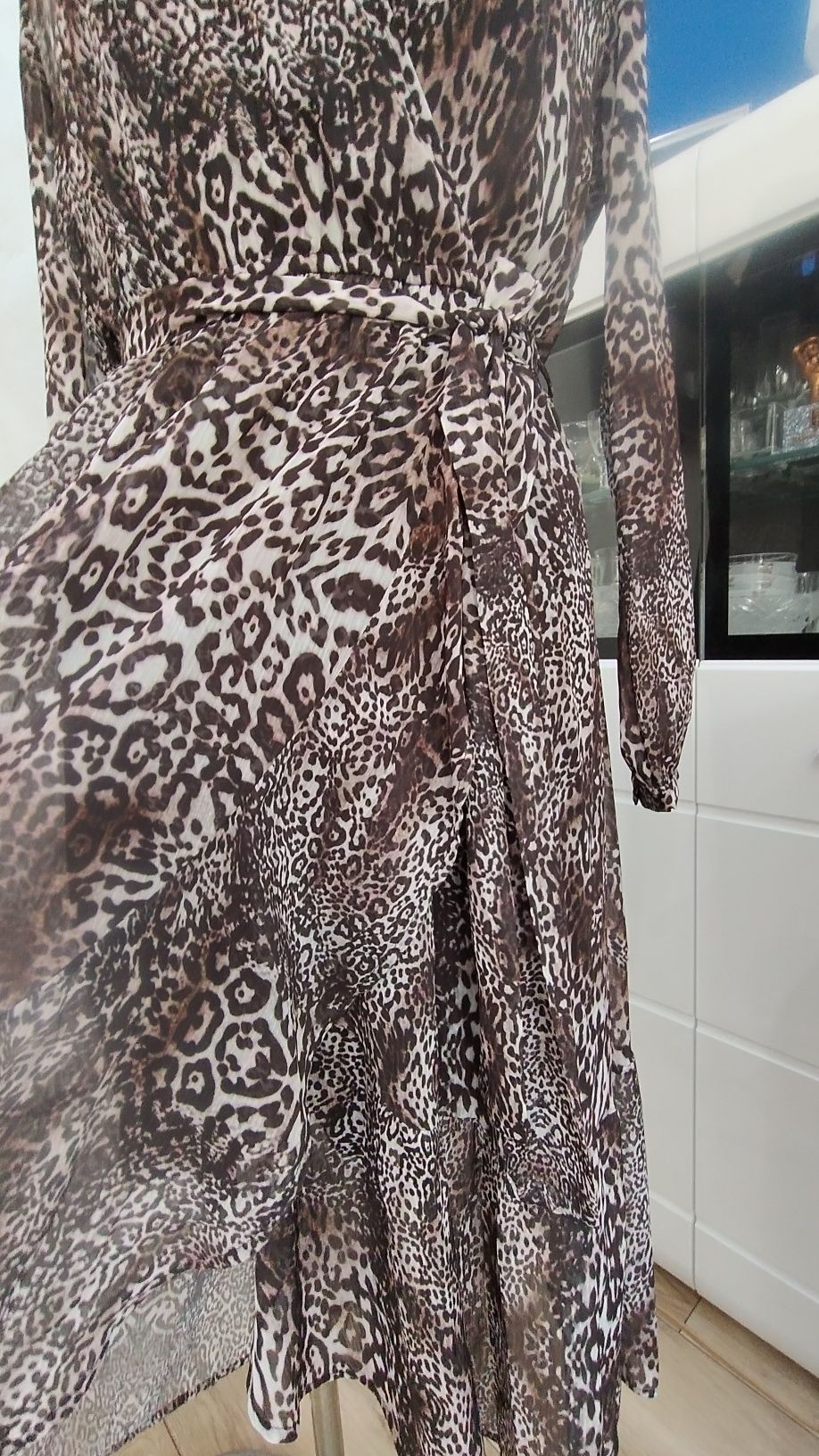 Sukienka w panterkę r. 40 - Mohito