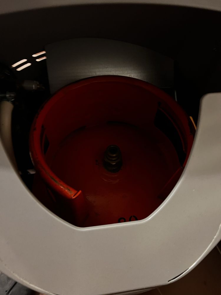 Aquecedor a Gás DELONGHI Chama Azul VBF botija incluida