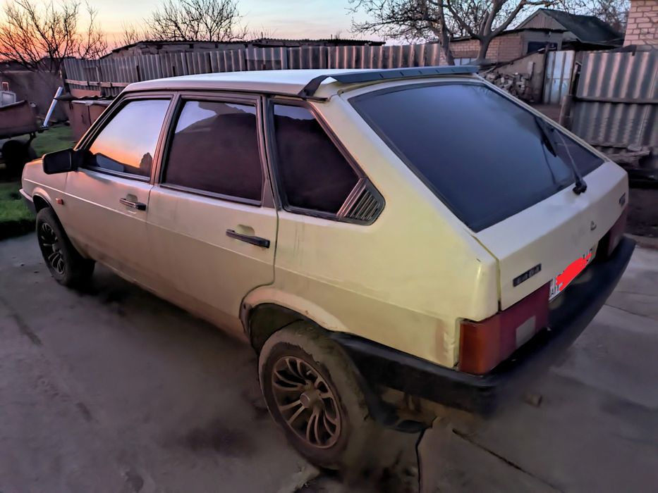 Автомобіль ВАЗ 2109