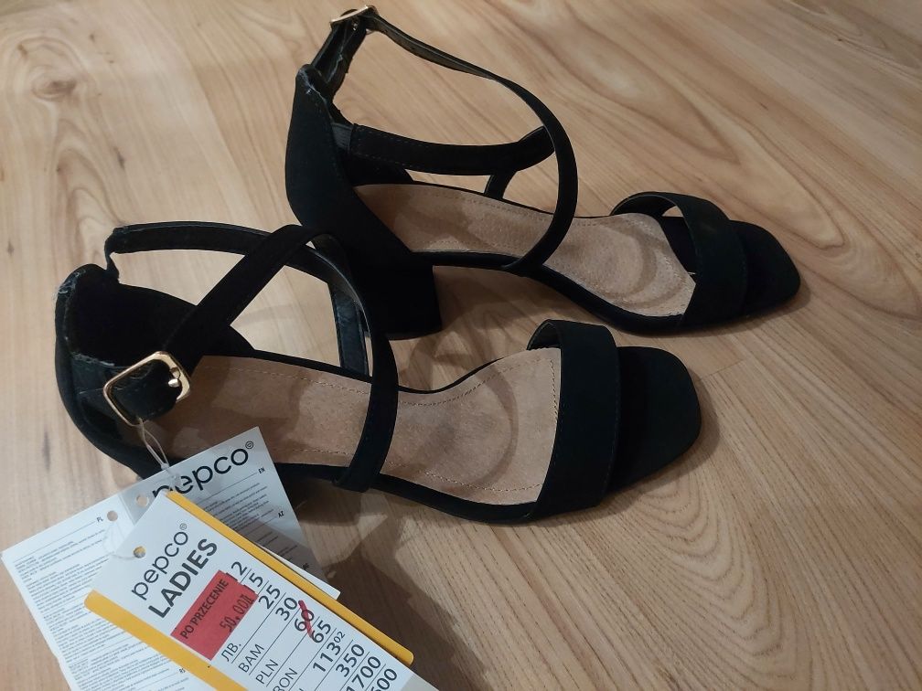 Buty sandały damskie na słupku Nowe r.39