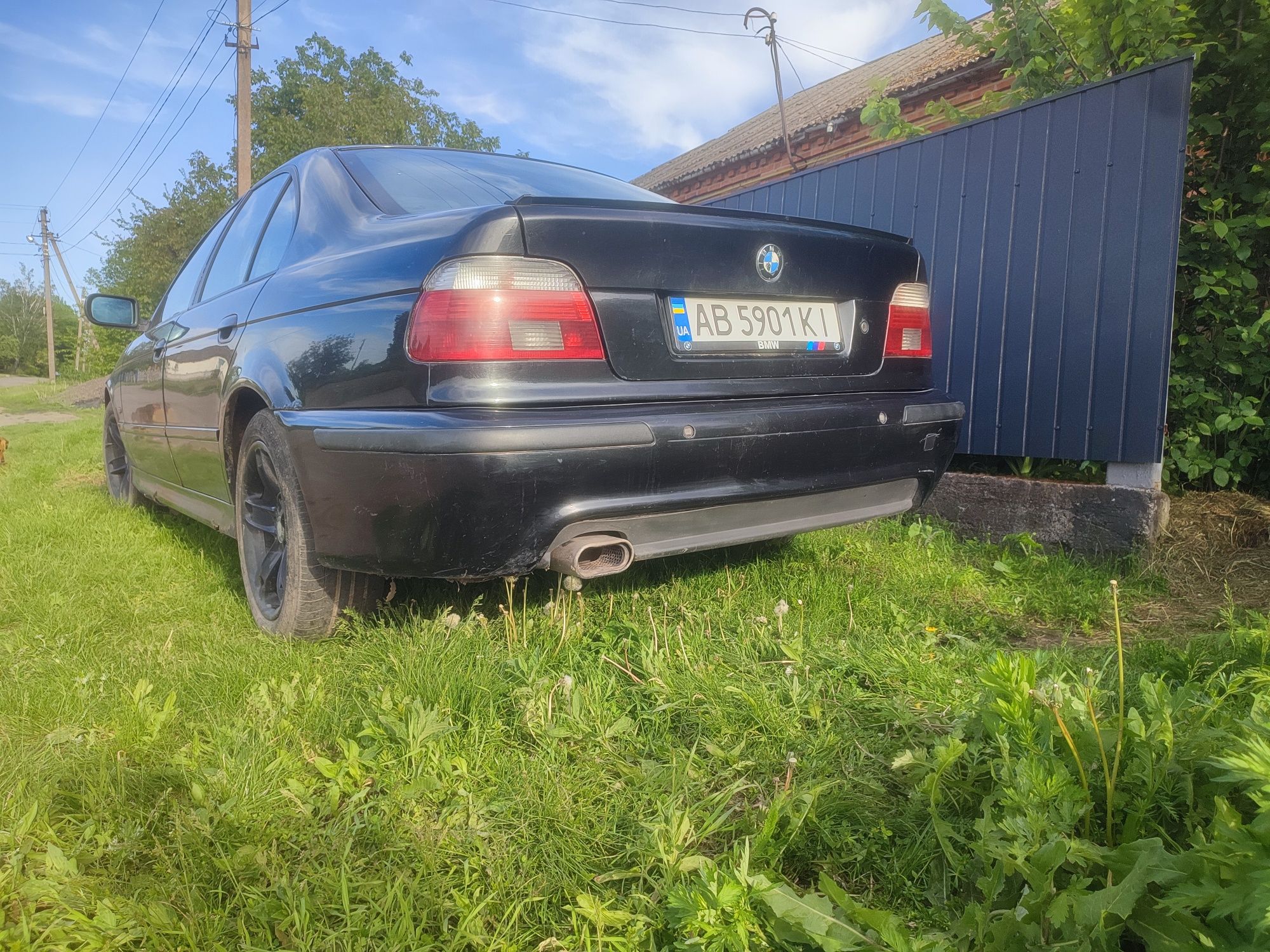 Продаю BMW E39 528