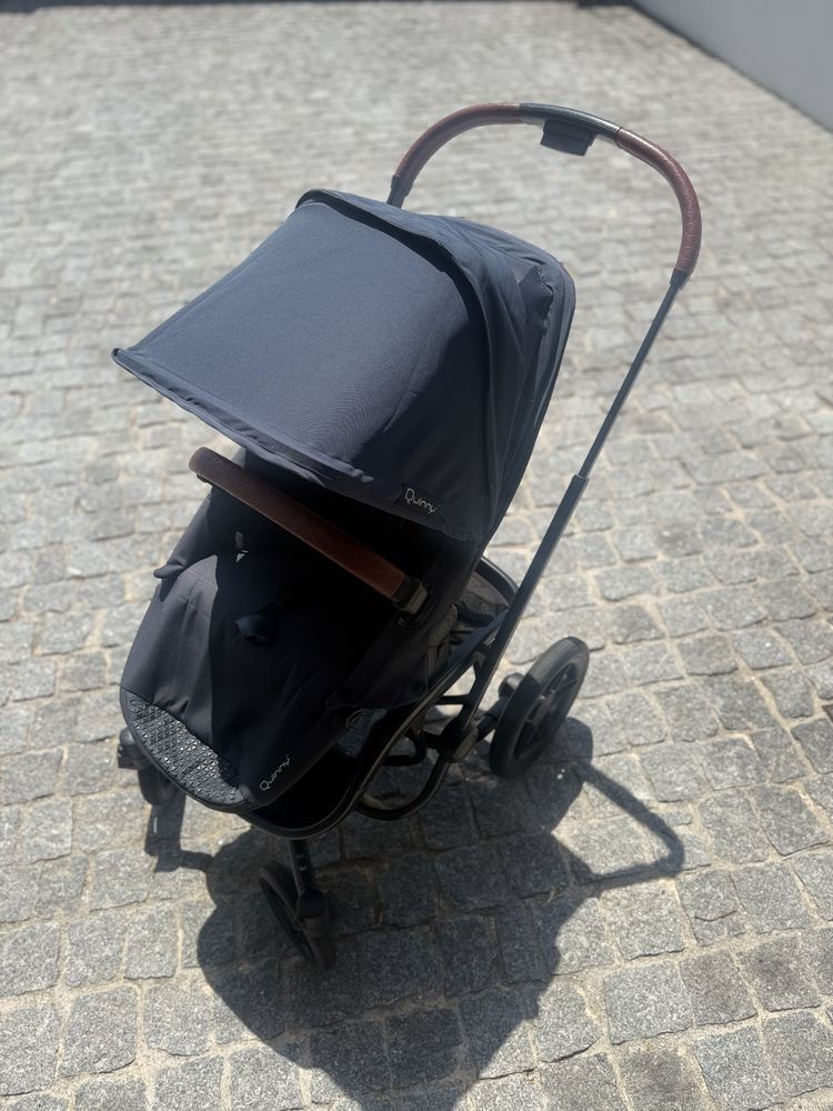 Carrinho de bebé Quinny - Fácil desmontagem