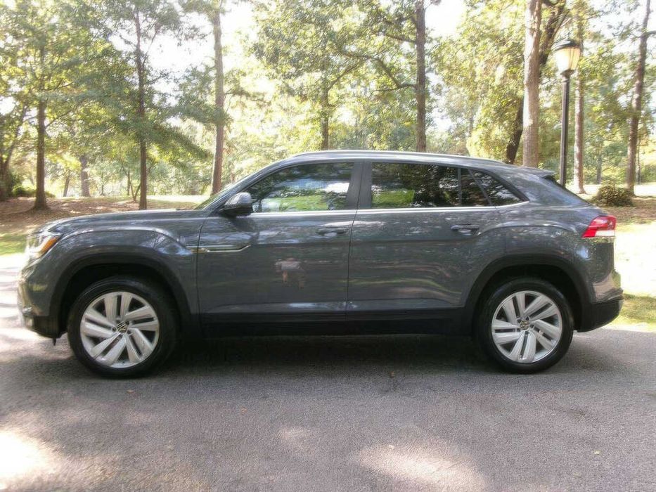 Volkswagen Atlas      2022