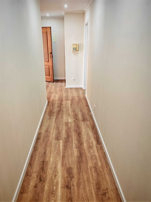 Apartamento T3 Totalmente Renovado no Bairro dos Álamos